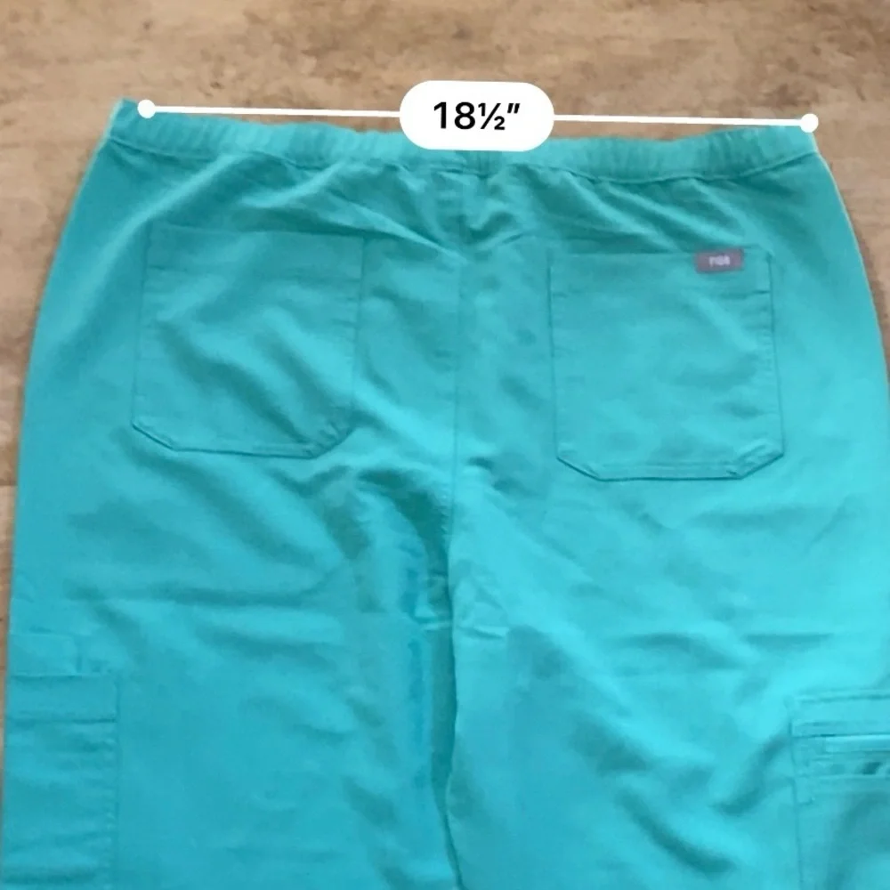 Figs Men’s XL Cairo Cargo‎ Scrub Pants in Oasis